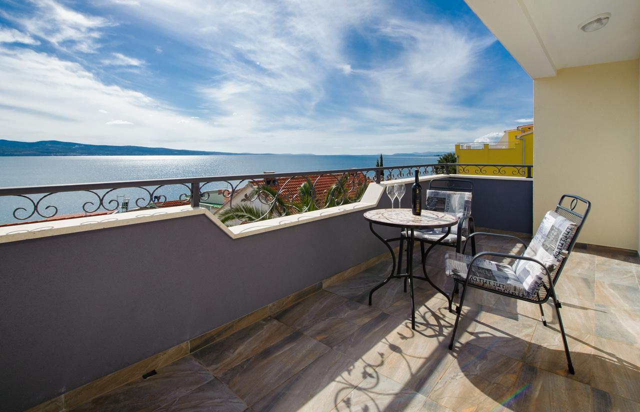 Cezar Luxury Apartment Омиш Экстерьер фото